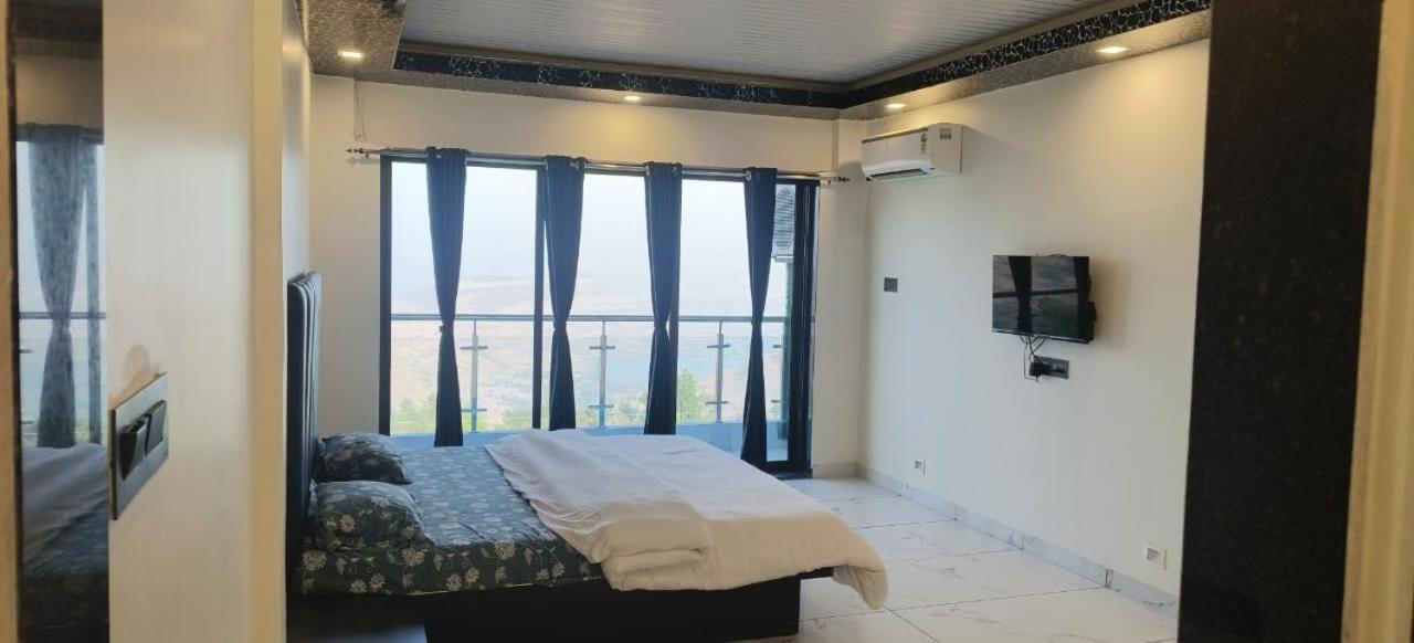 The Grange Lake View พันช์กานี ภายนอก รูปภาพ